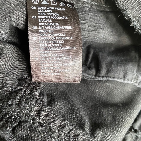 H&M Black Shorts - Picture 5 of 5